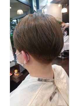 ホワイトボックス 我孫子店 刈上げマッシュ