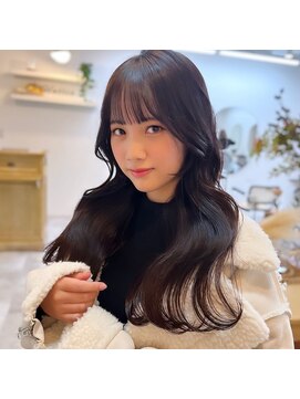 ドットハリス(.Hallis) 大人かわいい/小顔/ミディアムレイヤー/20代30代40代