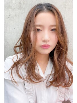 エフ コレクション 摂津店(F collection) 大人女性のガーリーウェーブ