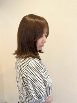 リム(Limb) ぱつっとボブ　オリーブベージュ