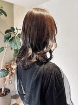 リベラル(liberal) ミディアムレイヤー くすみベージュ 韓国風巻き【20代/30代】