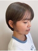 あなたの魅力を引き立てる小顔ショート