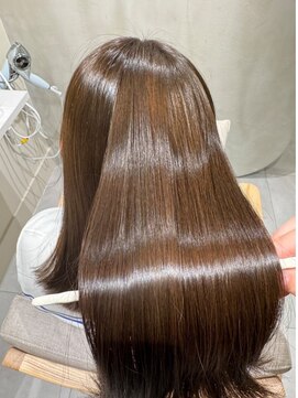 カエラ バイ アメリ(kaela by ameri) 【kaela misaki】酸性ストレート×オリーブベージュ