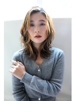 ビハインドザカーテン(BEHIND THE CURTAIN)&nbsp;ゆるふわセンターパートミディ
