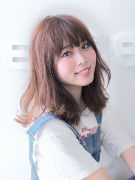 セレスト 心斎橋店(CELESTE) ヌーディーカラーの厚めバング ミディ　【心斎橋店】