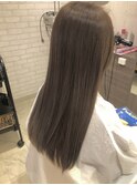 ロング、グレーアッシュ