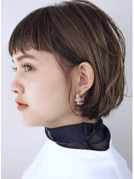 サーカス バイ ビュートリアム 青山(CIRCUS by BEAUTRIUM) ゆるふわ　すっきり　ミニボブ　ボブ　伸ばしかけボブ　青山