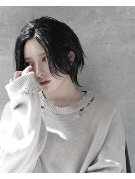 シン(syn) ミディアムセンターパート