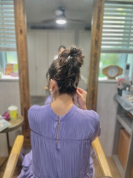 ベルトオブヴィーナス(Belt of venus) ボリュームルーズなお団子スタイル