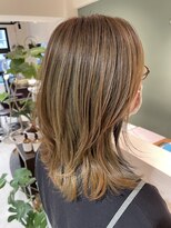 サラジュ 梅田店(SARAJU)&nbsp;sarajuサブリ　ミディアム レイヤー　ハイライト