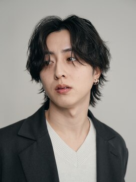 バイフィフス 原宿/表参道(by fifth) センターパートウルフヘアシャドウパーマスパイラルパーマ