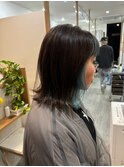 ミニウルフブルーインナーで魅せる外ハネレイヤー