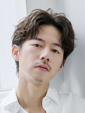 レタッチバイフィフス(RETOUCH by fifth) 原宿シャドウパーマルーズパーマセンターパート大人ビジネスヘア