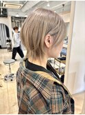 益若つばさ風ショート金髪ハイトーンショートボブ2026年夏ヘア