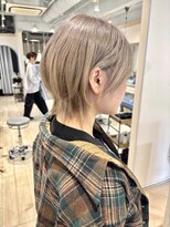 シェノン 赤羽店(CHAINON) 益若つばさ風ショート金髪ハイトーンショートボブ2026年夏ヘア