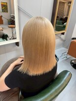 シークス(SYKTH.)&nbsp;blonde beige