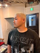 ビーバイエイトジェンツ(Bee by EIGHT GENTS) リバースセンターパート/ニュアンスパーマ/ダウンバング/心斎橋