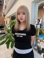 ダーツサンジョウ(DARTS sanjyo)&nbsp;レイヤーカット×ミルクティーベージュ×エンドカラー