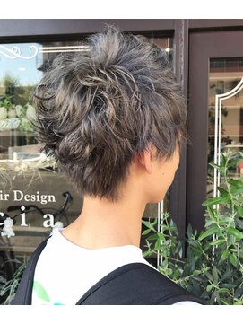 ヘアーデザイン ルシア(Hair Design Lucia) ウルフショート×ハイライトorローライトアッシュグレー