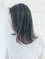 ムウ 難波(MOU)&nbsp;外国人風ハイライトひし形シルエットグレーベージュカラー