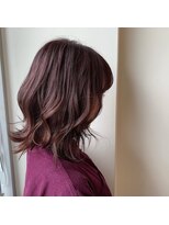 シュシュ(chouchou)&nbsp;深みぶどうカラー/艶感ディープパープル/鎖骨ミディアム