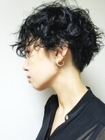 メリケンビューティーパーラー コウベ(MERICAN BEAUTY PARLOR KOBE)&nbsp;[ショート/黒髪×スパイラルパーマ]tomo