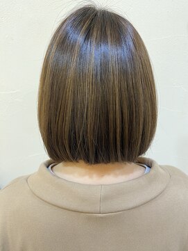 バニラ 古川店(VENIRE) 白髪ぼかしハイライト