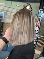 ラフ(LAFF)&nbsp;#バレイヤージュ#グレージュカラー#ボブウルフ#ココアベージュ