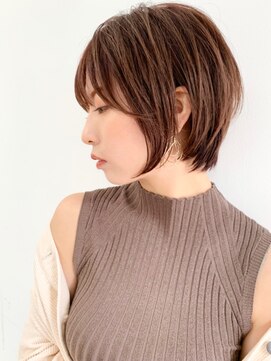 ロンド 銀座(Lond) 【銀座◇成田】斜めバングシルキーベージュくびれショート