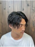 ツイストパーマ ハード 前下がりマッシュ