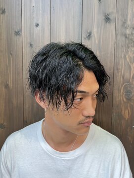 スウェル ジャンティ(SWELL gentil) ツイストパーマ ハード 前下がりマッシュ