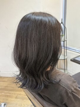 アコレ カリテ 草津店(ACCOLE qualite) 外ハネ×ミディアム/20代