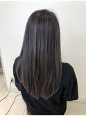 ダークベージュ