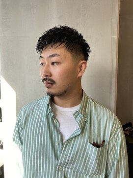 フランクスバーバーザスタンド(Frank’s barber the stand) ピンパーマフェードクロップE