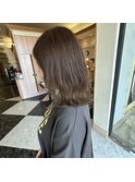 くすみベージュ