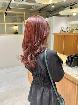 リコ(RICO) 明るめピンクベージュカラー