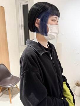 ラミエ バイ メルト 吉祥寺(lamie by melt) "久保田"インナーカラー刈り上げミニボブネイビーブルー