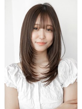 ケアリー 練馬(Carelly) デザインカラー/レイヤーカット/ウェットヘア/オリーブベージュ