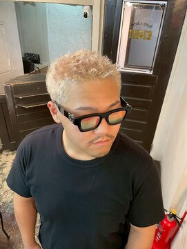 ビーバイエイトジェンツ(Bee by EIGHT GENTS) 南堀江駅/MEN'S/メンズカット/メンズパーマ/フェードカット