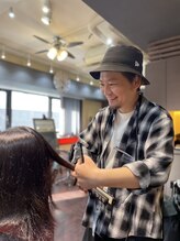 縮毛矯正特化スタイリストが叶える自然で柔らかな艶ストレート