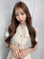 シェリム 栄(CHERIM) 美髪ロングスタイル