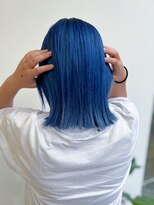 デコラ DECOR&nbsp;ネイビーブルー×切りっぱなしボブ
