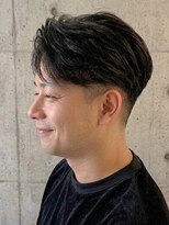 トゥルートラスト オムオム 甲府和戸(True Trust HOMME HOMME)&nbsp;メンズ アップバング×ツーブロック×パーマ
