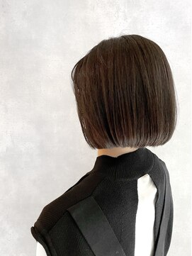 アイディール(:ideal) 20代30代40代☆肩上ワンレングスでミニボブ☆