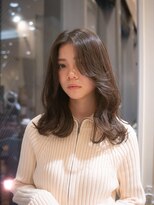 ビュートリアム 梅田(BEAUTRIUM)&nbsp;大人ミディ/くびれヘア/鎖骨ロブ/顔まわり/レイヤーカット/梅田