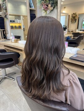 シオン(sion) 柔らかベージュ/波巻き/20代/30代/40代/50代