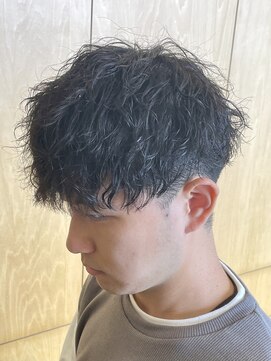 ニアウ 伊勢崎連取店(Niau) 波巻きスパイラルパーマツイストスパイラルパーマシャドウパーマ