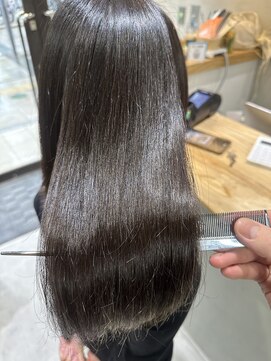 フェリア 松山(Feria) 【Feria松山】髪質改善ストレート☆本宮