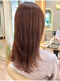 ミルクティーベージュ ハイトーン ロング 外ハネワンカール
