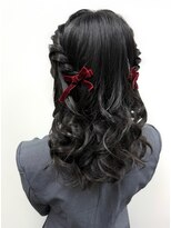 アールエーサロンモノクロ 秋葉原(RA SALON モノクロ)&nbsp;ねじりはーふついん♪